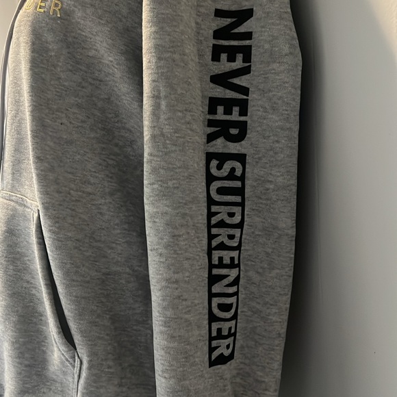 💸 PF Never Never Drawstring Hoodie 😎 - Picture 4 of 6